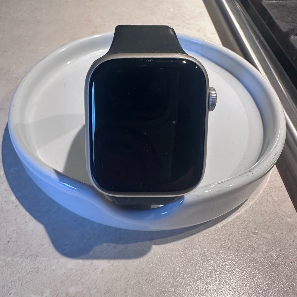 Apple Watch ⌚️ Series 9 Starlight 45mm GPS.